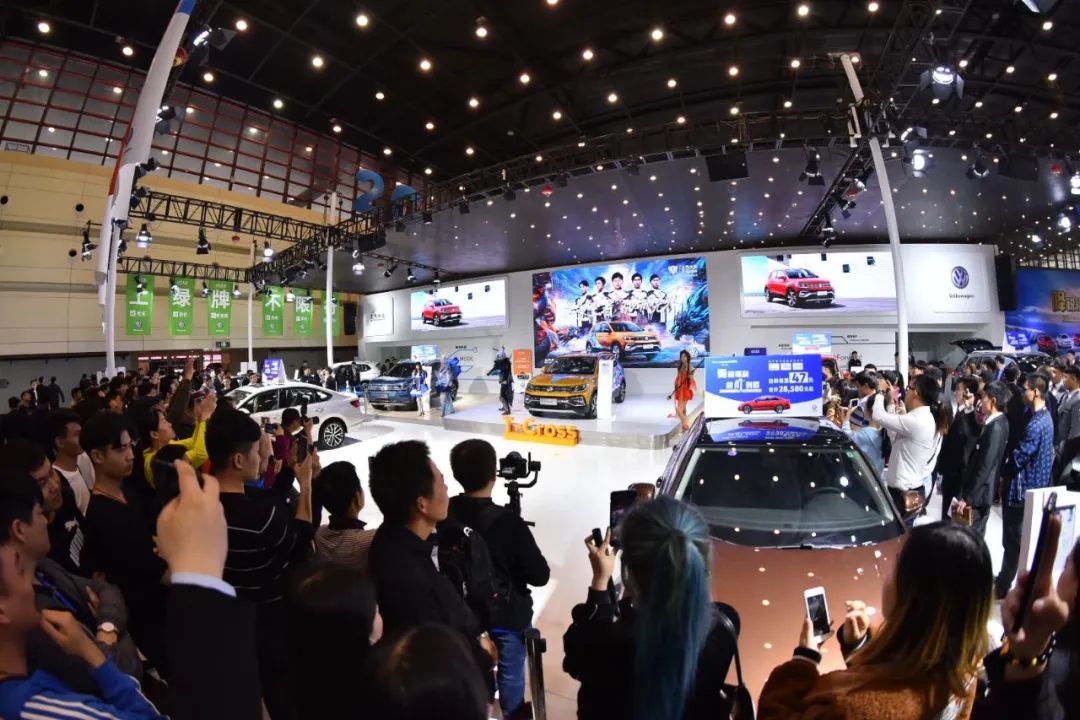 郑州会展中心车展2021图片