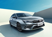 10万以下预算买轿车，艾瑞泽5 PLUS和荣威i5，谁更适合