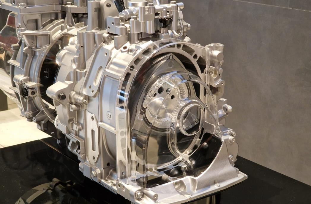 马自达在开发转子发动机方面拥有超过50年的历史,作为品牌标志性的