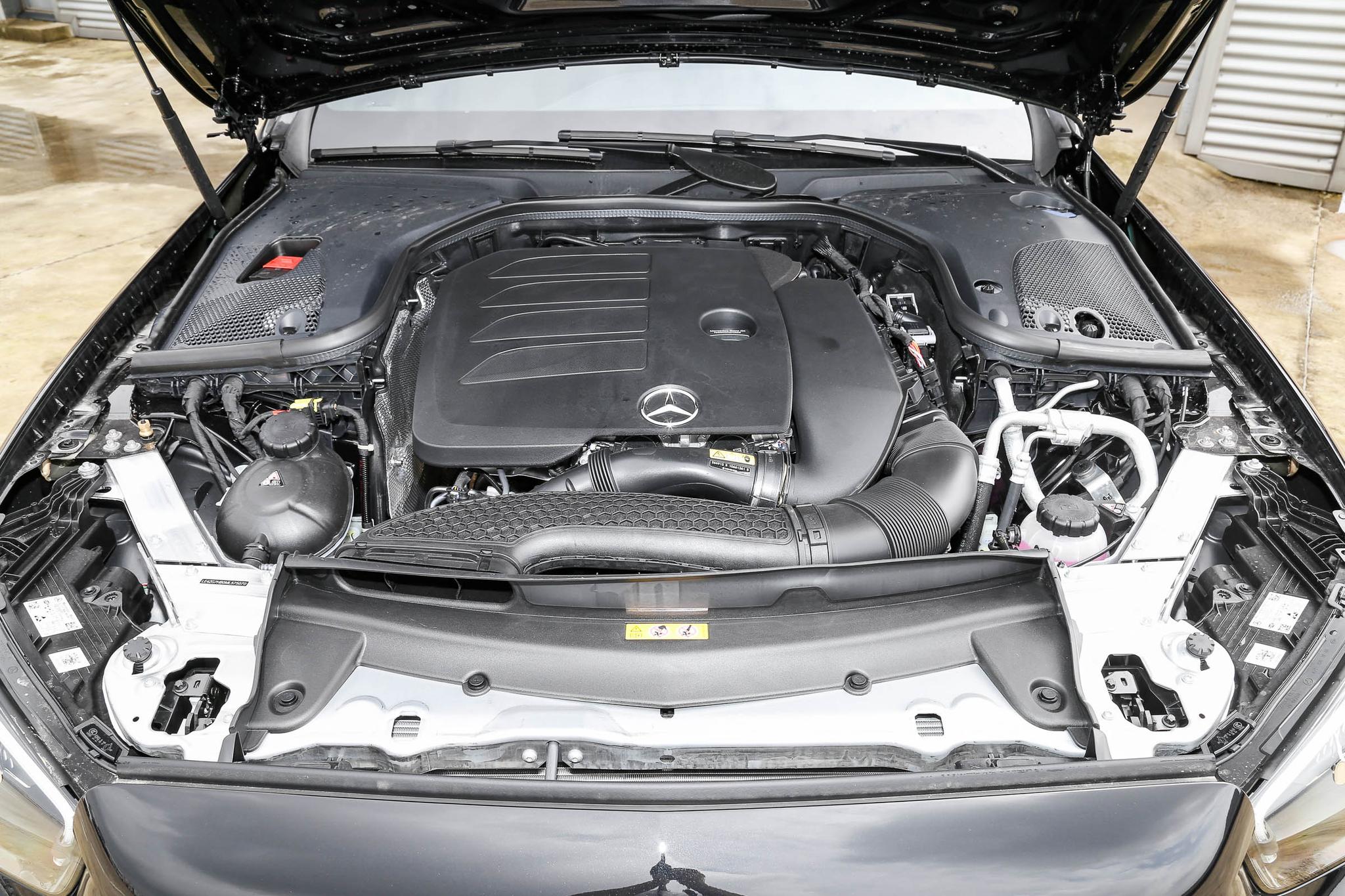奔驰e级轿车发动机技术解析:加速劲道足,油耗经济