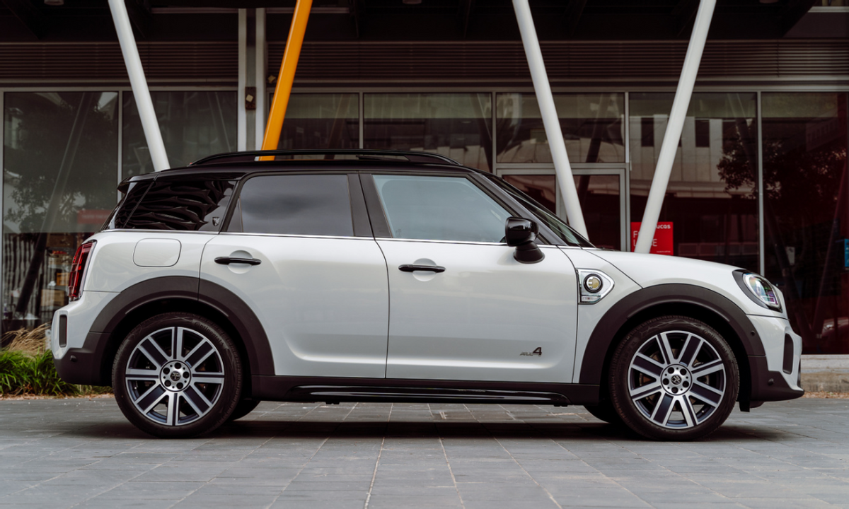 全新mini countryman ev官方諜照曝光