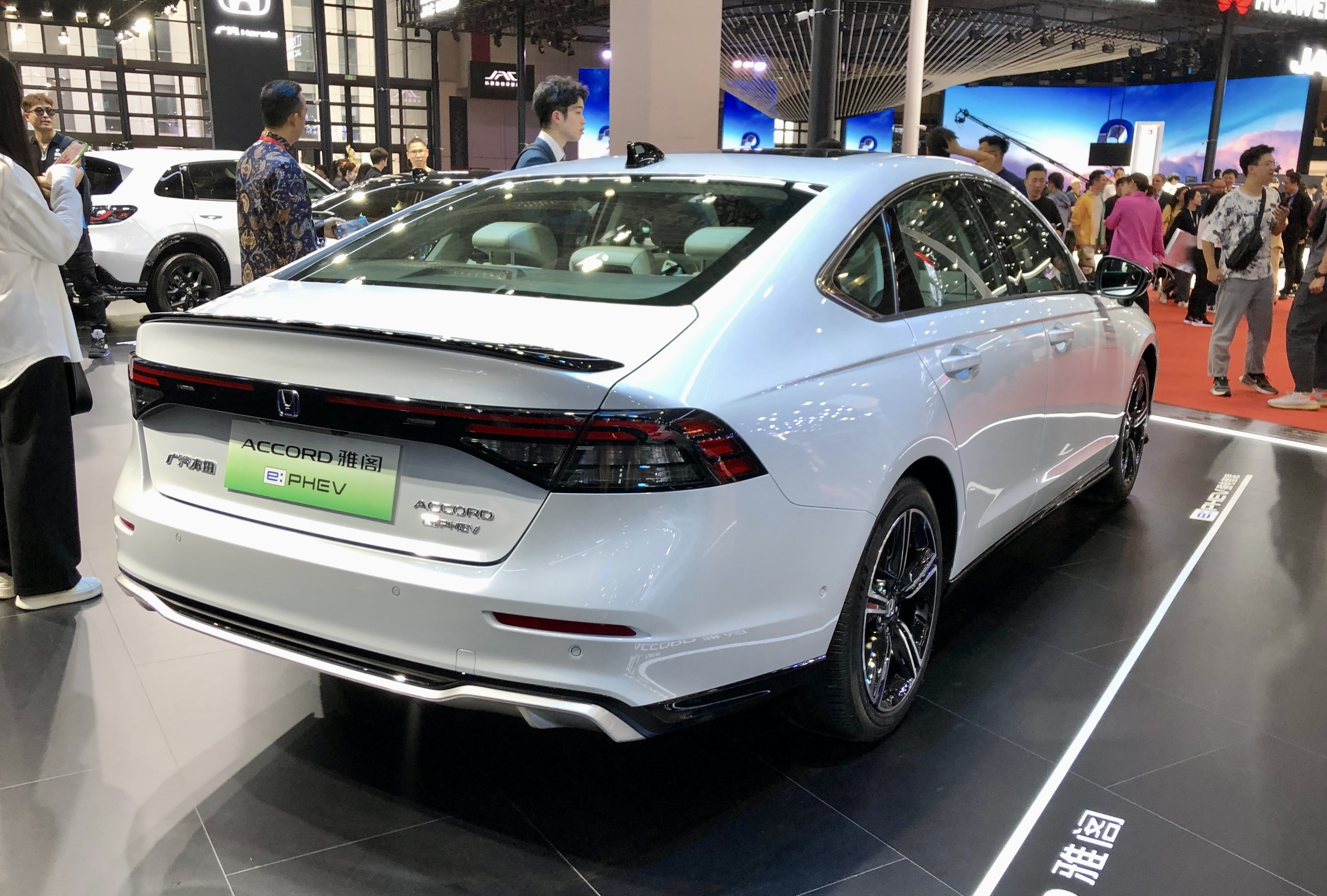 聚焦2023上海车展:插电混动版雅阁即将上市,新车实力表现如何?