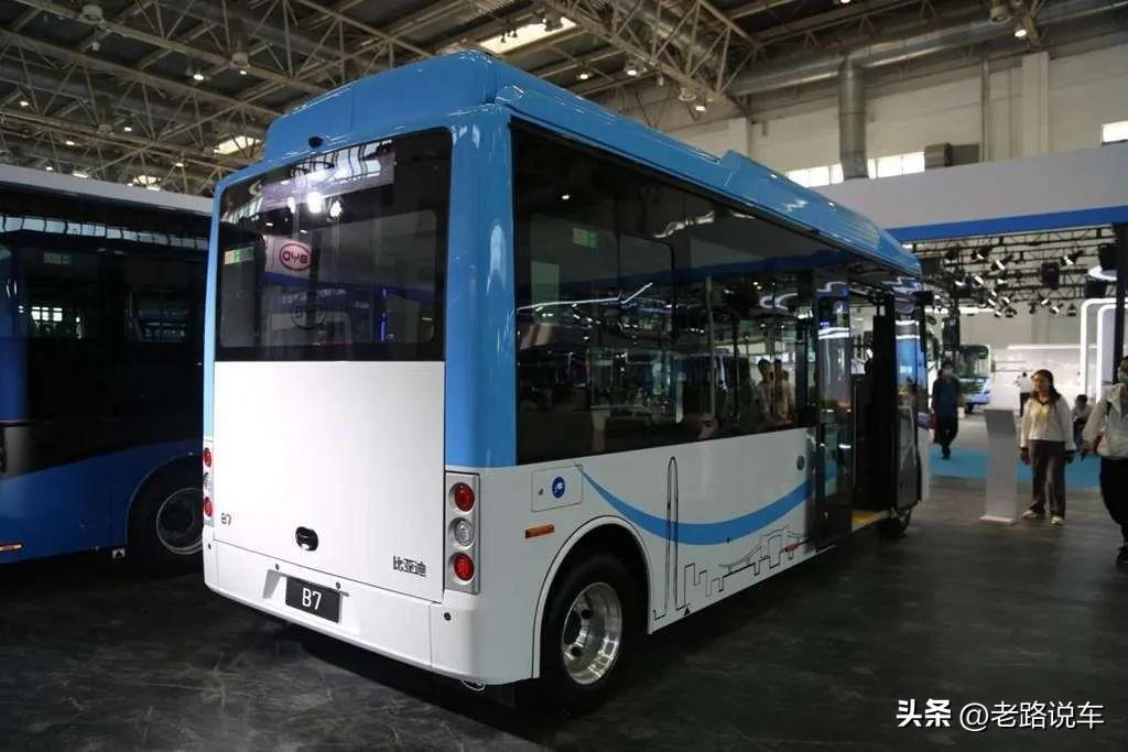 搭載刀片電池 融入家族式設計的比亞迪b7純電動客車_太平洋號