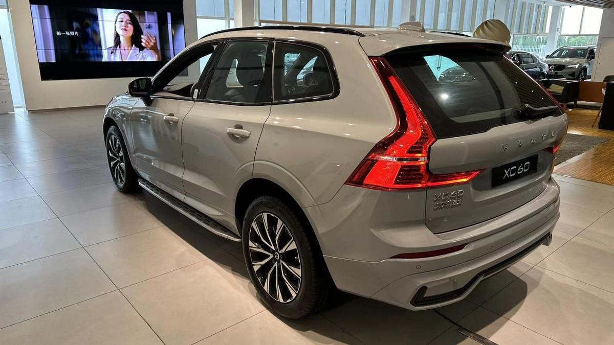 o尔o汽车xc60图片