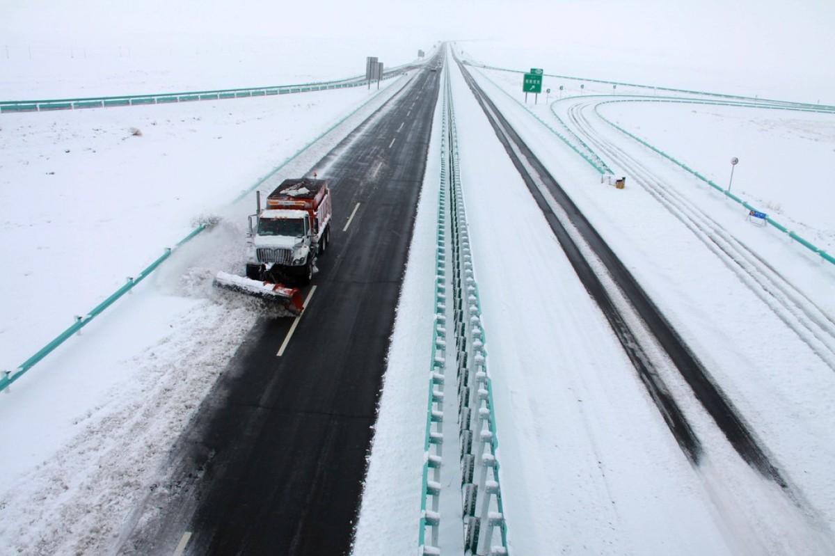 受降雪影響!河南多條高速禁止所有車輛上站