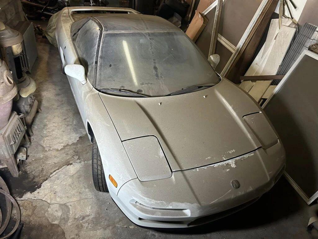 1992年的讴歌NSX 在车库里被遗忘了30年