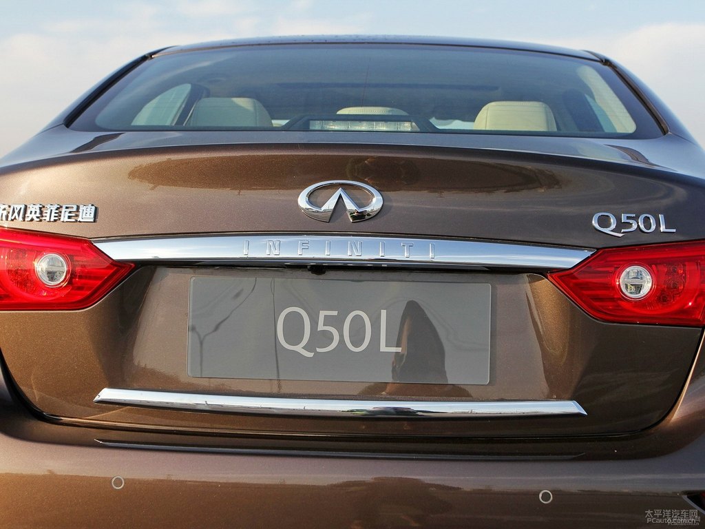 ӢQ50L܇(ch)β^DƬ