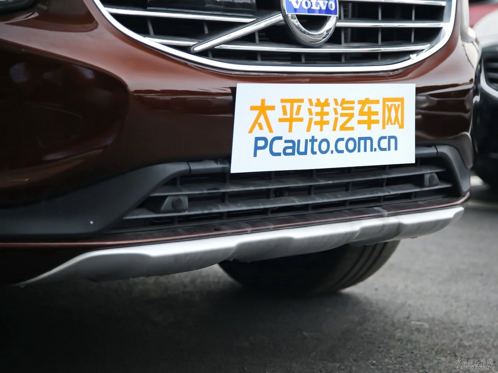 醇咖色沃爾沃XC60車頭外觀圖片