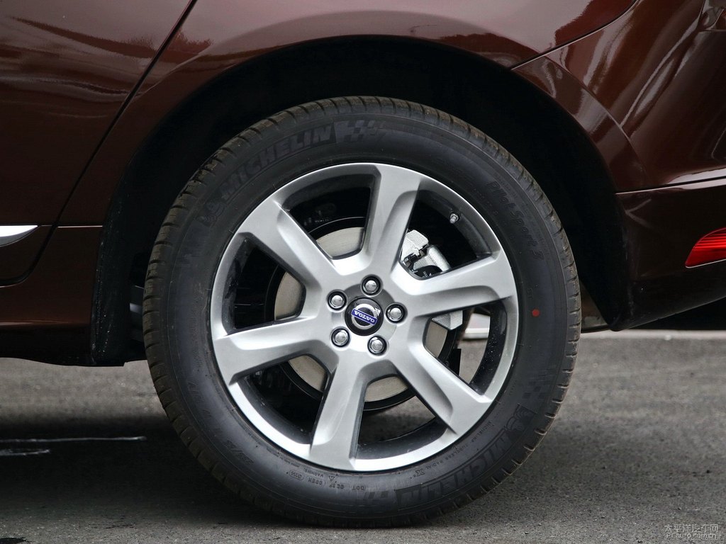 ɫ֠XC60܇(ch)^DƬ