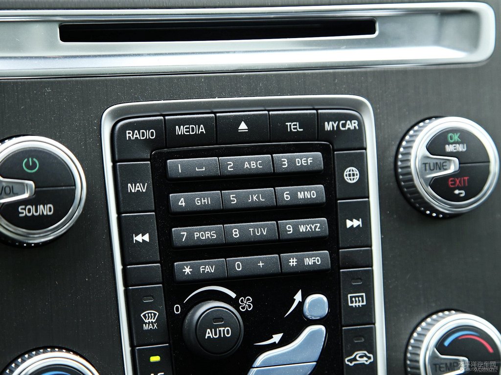 ɫ֠XC60п؃(ni)DƬ