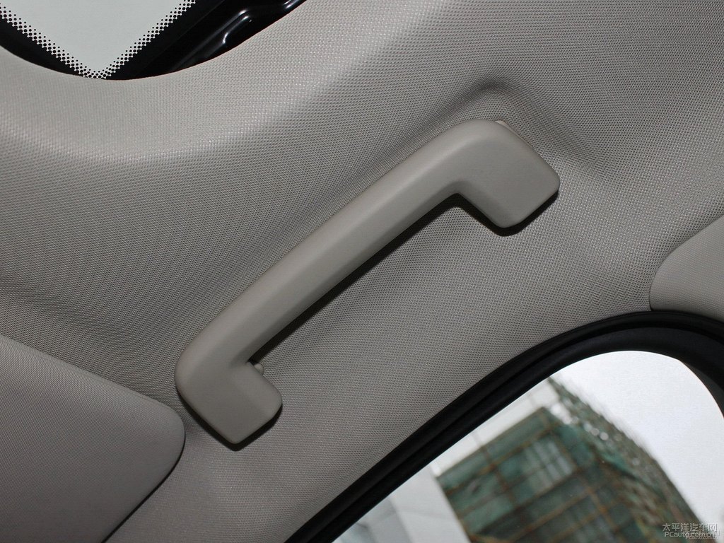 銀砂黑福睿斯車廂內(nèi)飾圖片