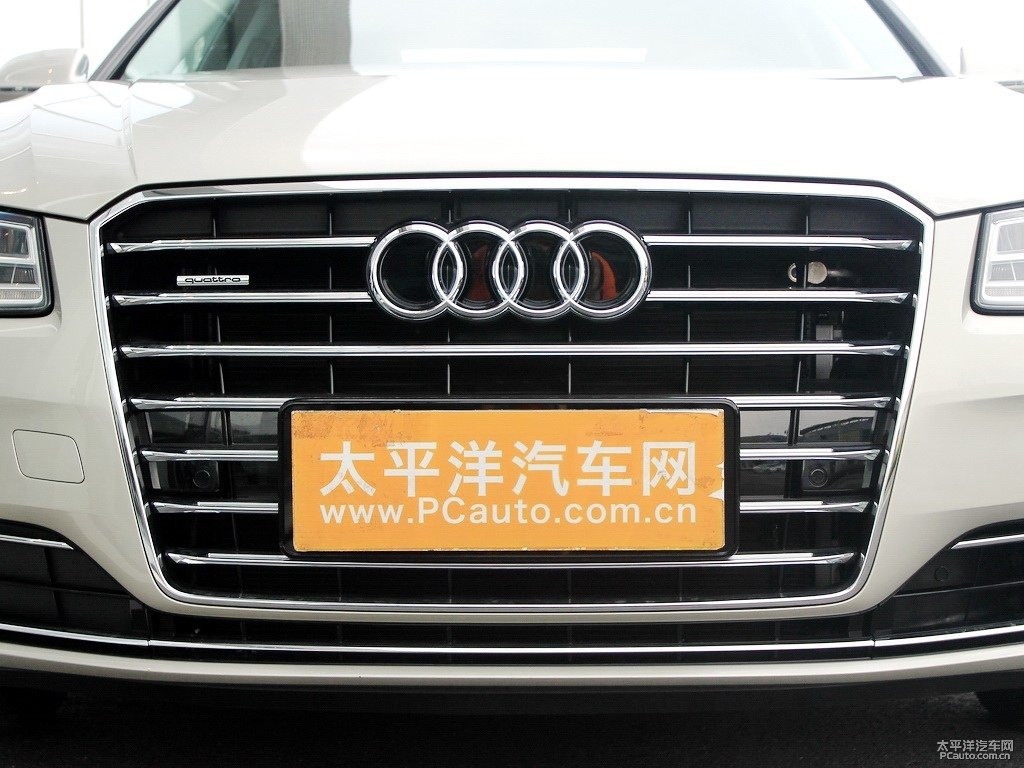水晶銀奧迪A8L車頭外觀圖片