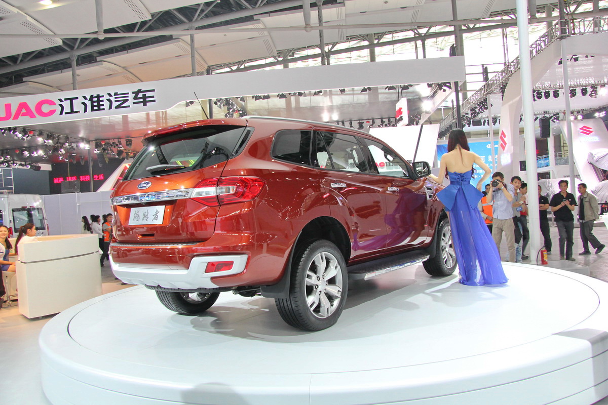 撼路者車展高清大圖