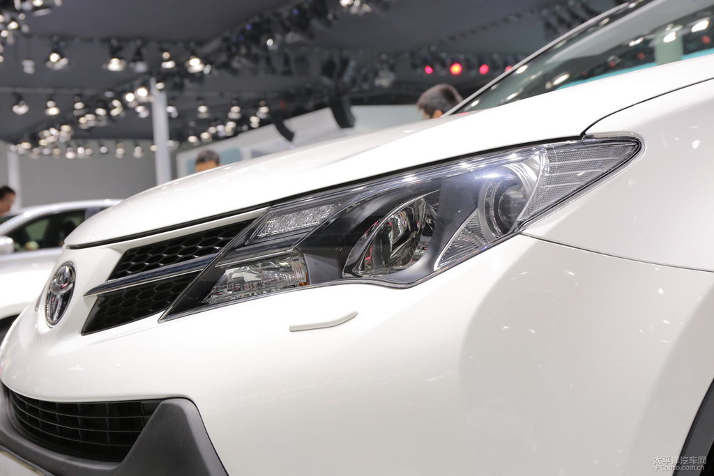 RAV4榮放圖片