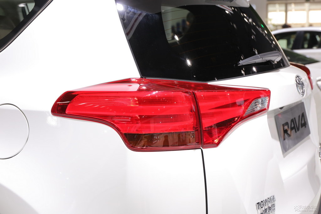 RAV4榮放圖片