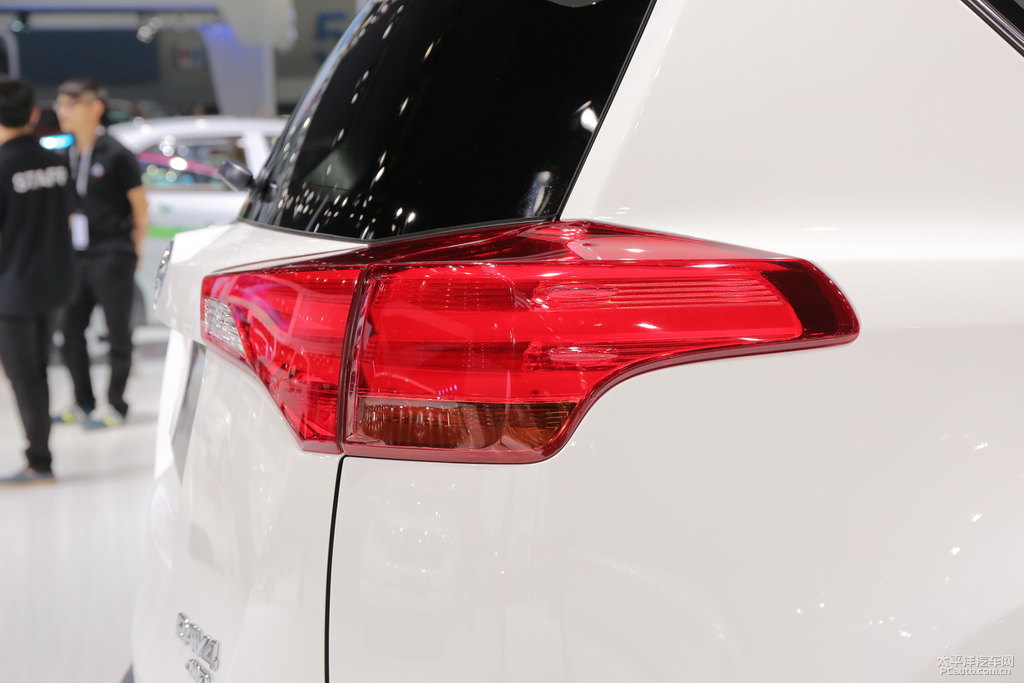 RAV4榮放圖片