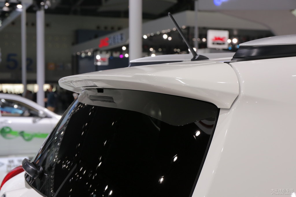 RAV4榮放圖片