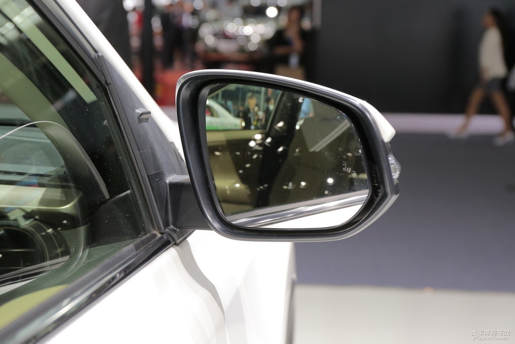 RAV4榮放圖片