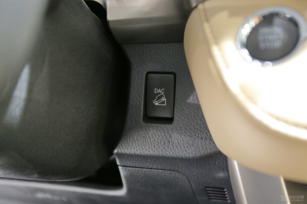 RAV4榮放圖片
