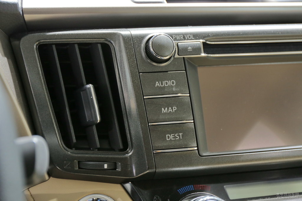 RAV4榮放圖片