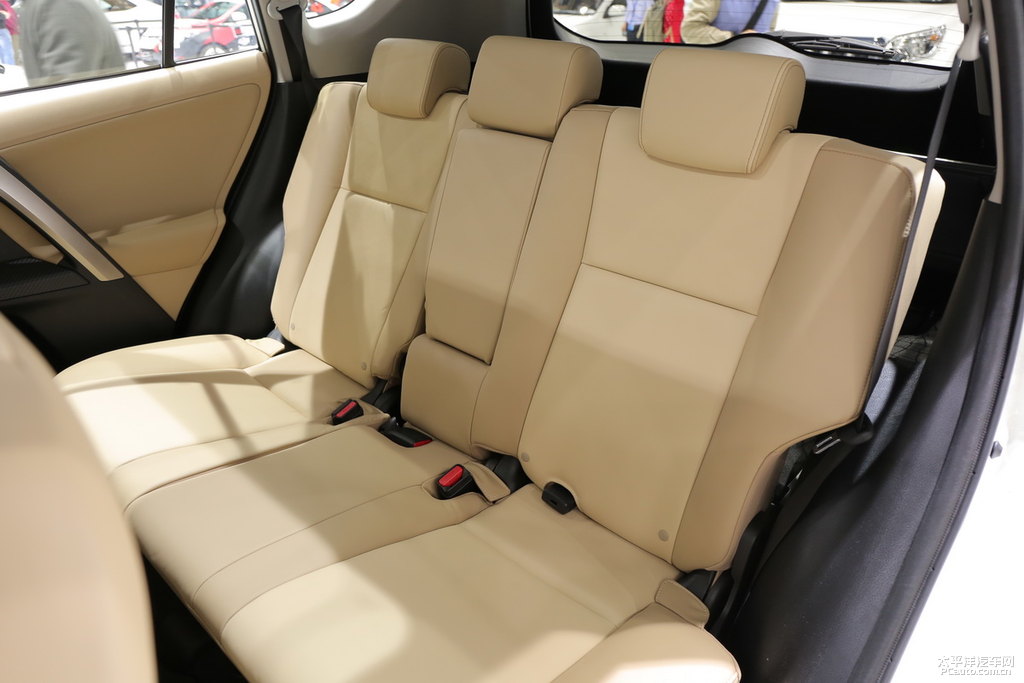 RAV4榮放圖片