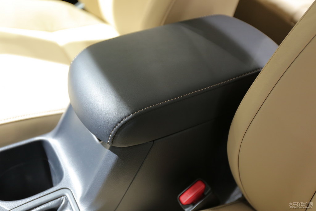 RAV4榮放圖片