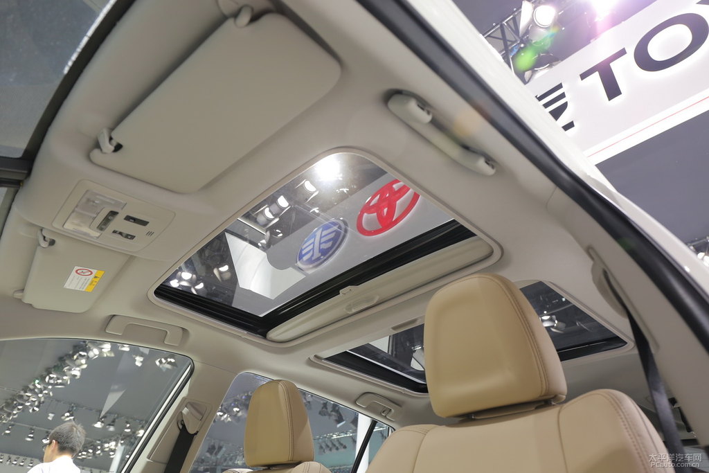 RAV4榮放圖片