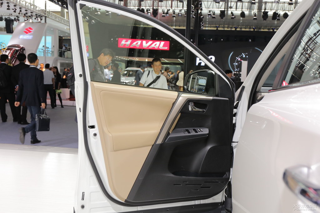 RAV4榮放圖片
