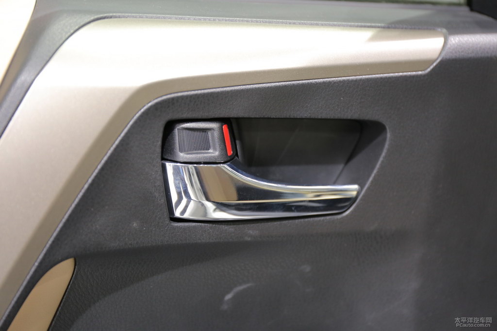 RAV4榮放圖片
