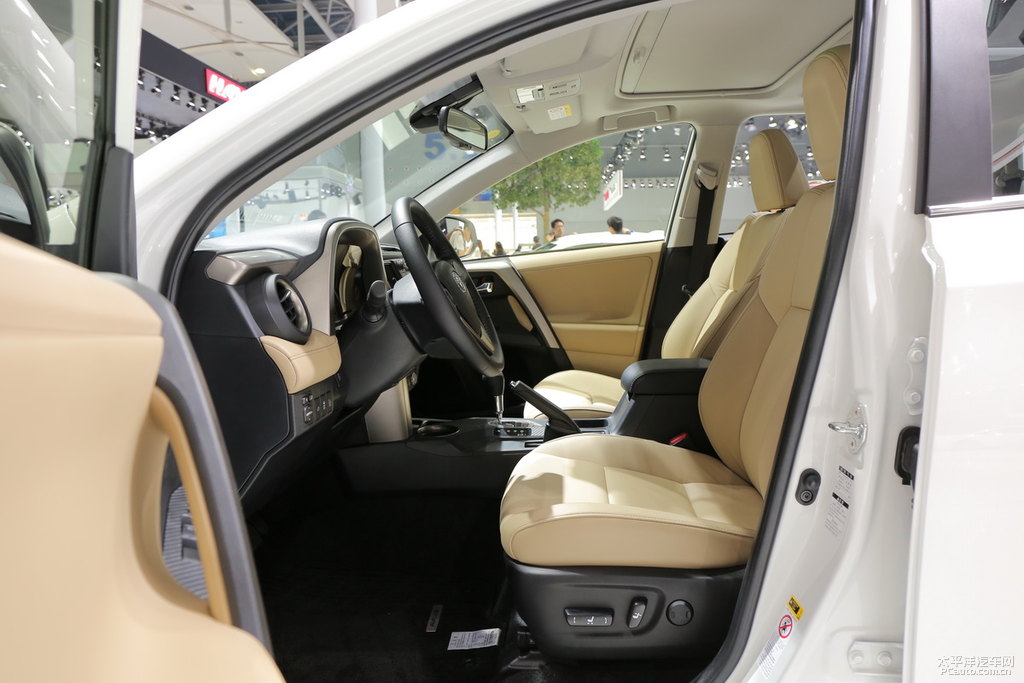 RAV4榮放圖片
