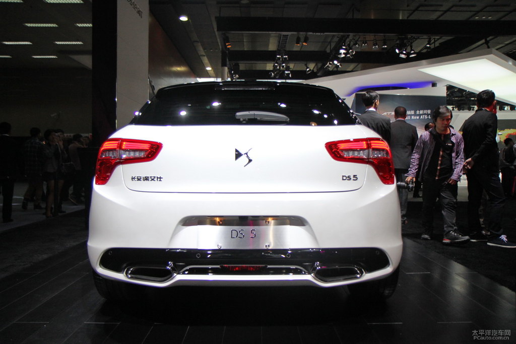 DS 5DƬ