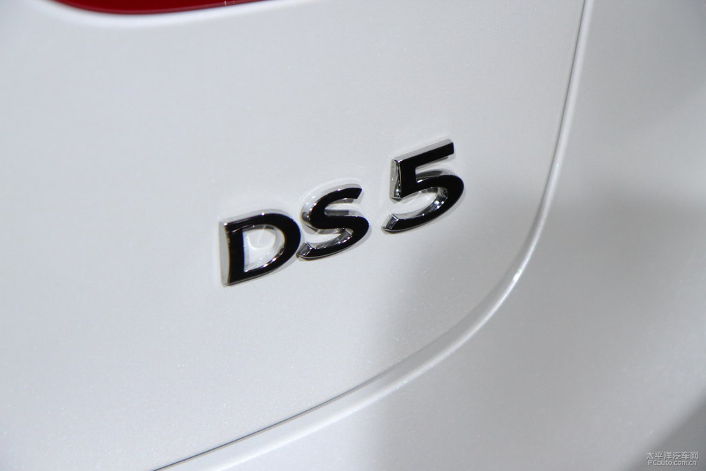 DS 5DƬ