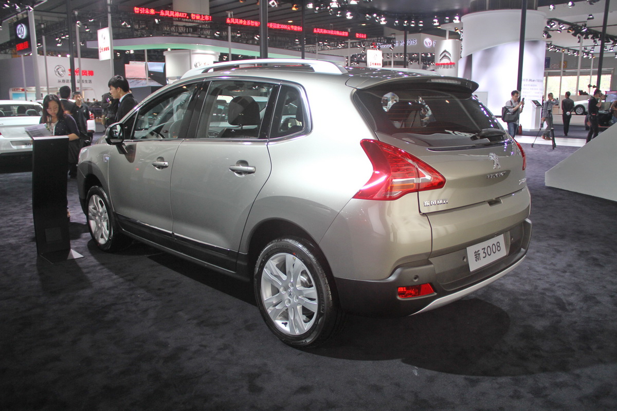 標(biāo)致3008車展高清大圖