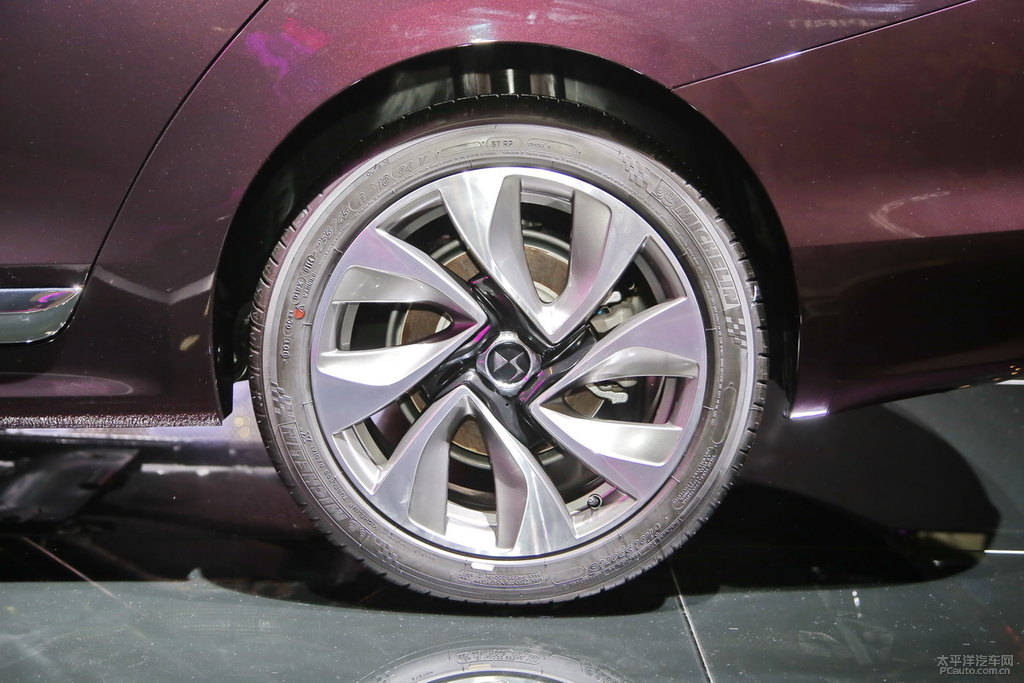 DS 5LSDƬ