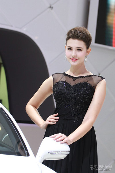 2014广州车展美女车模图片 宾利 宾利一号车模( 8 8  已是最后一张,您