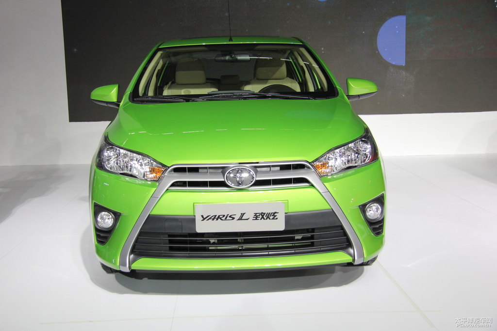 YARiS L 致炫圖片