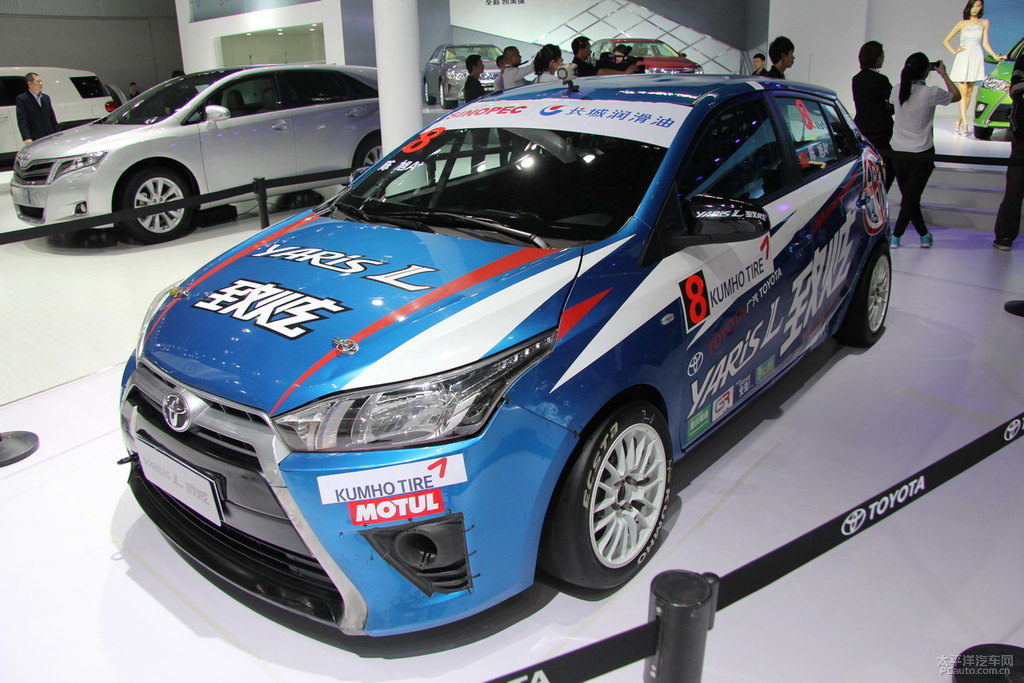 YARiS L 致炫圖片
