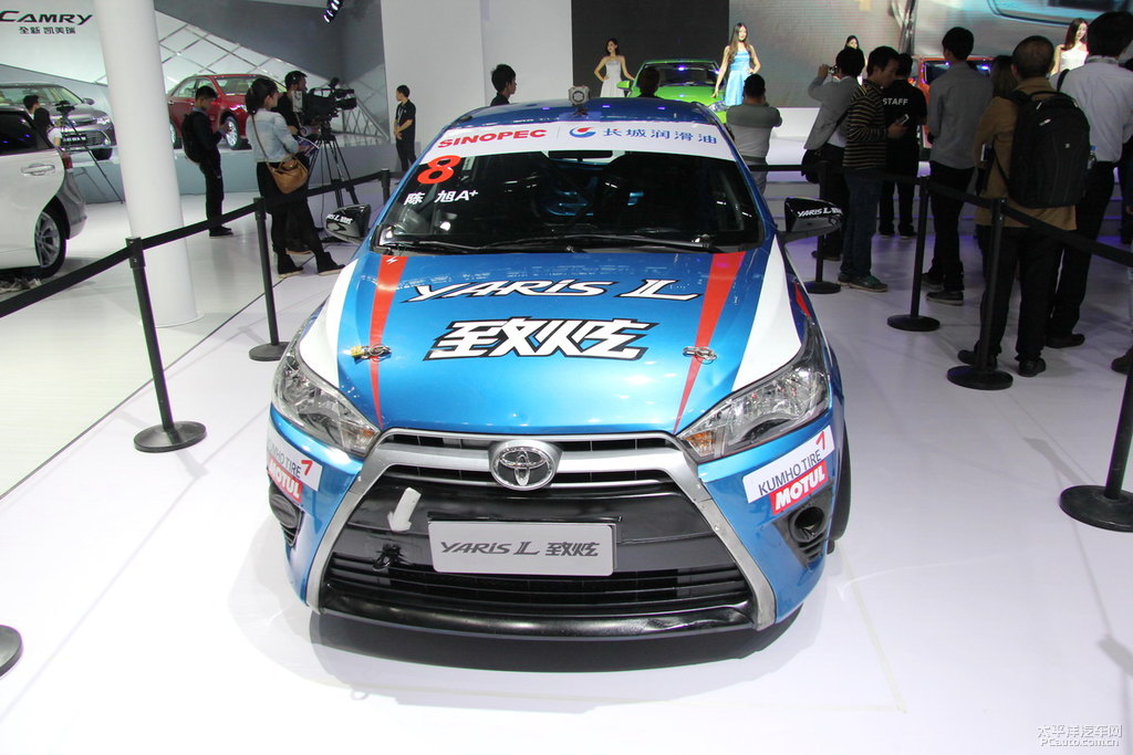 YARiS L 致炫圖片