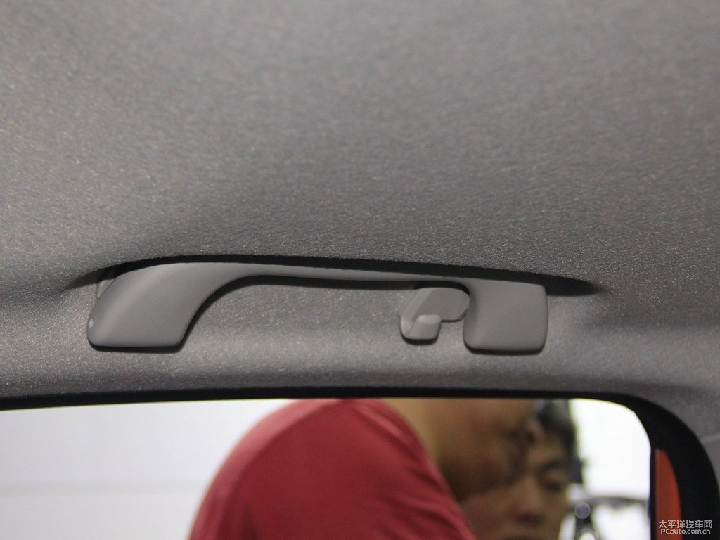 躍動(dòng)珠光橙斯巴魯XV車(chē)廂內(nèi)飾圖片