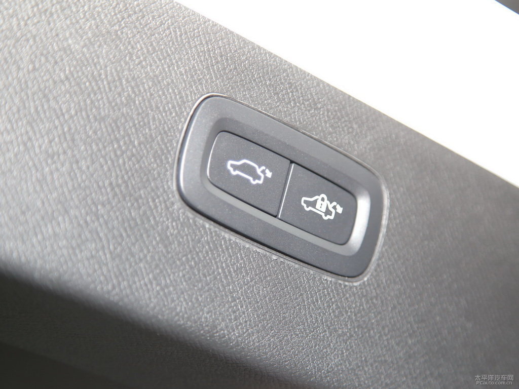 沃爾沃XC90新能源空間高清大圖