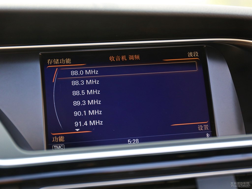 圣邦藍奧迪RS 5中控內飾圖片