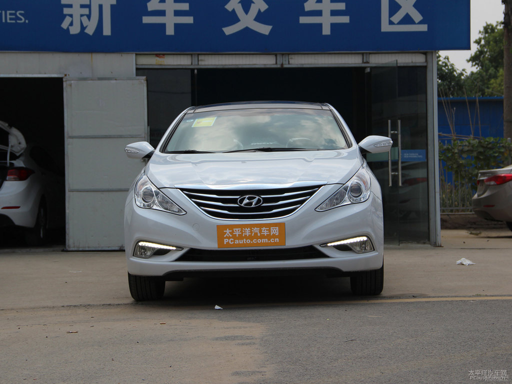 瑩白索納塔整車外觀外觀圖片