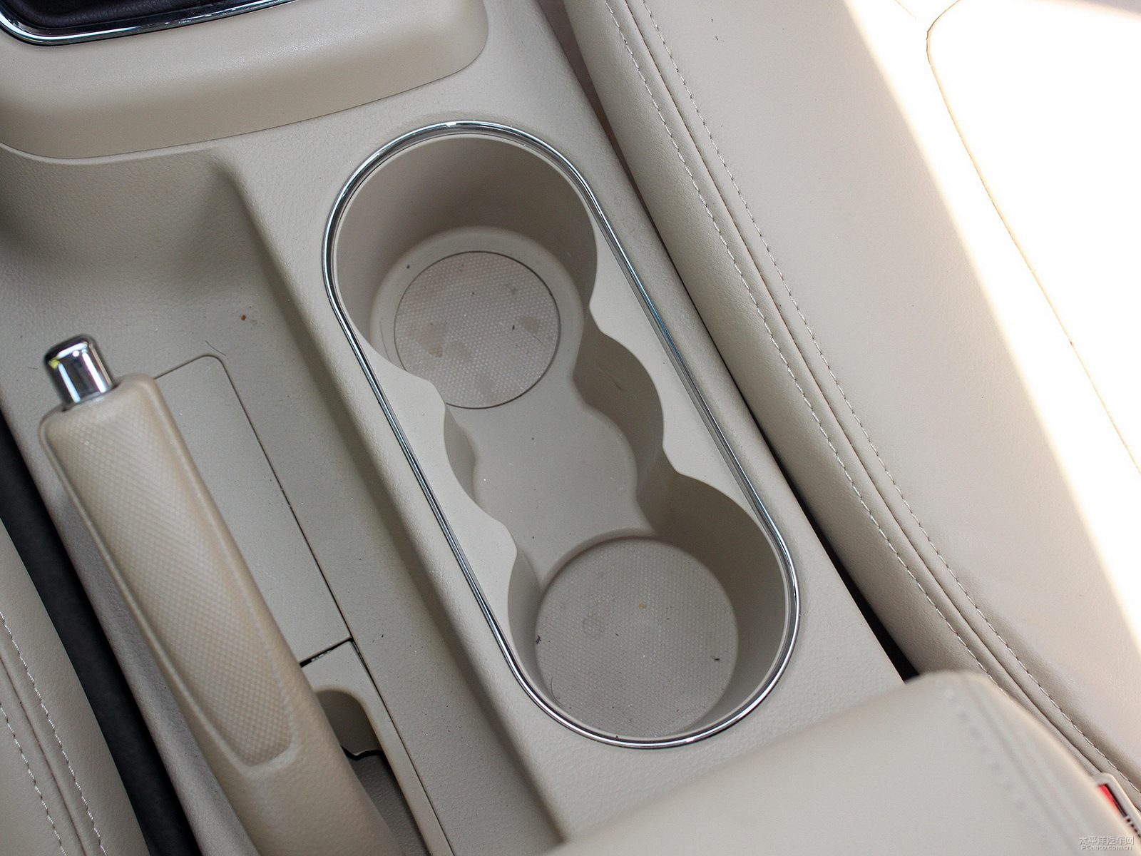 寶駿730空間高清大圖