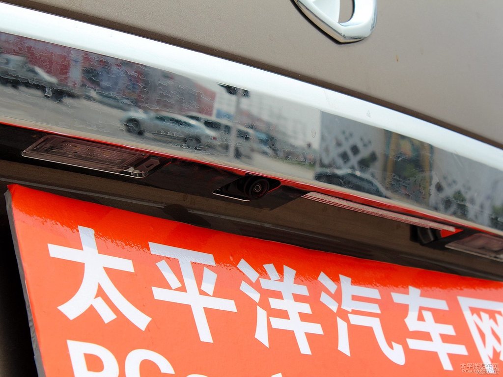 大漠金寶駿730車尾外觀圖片