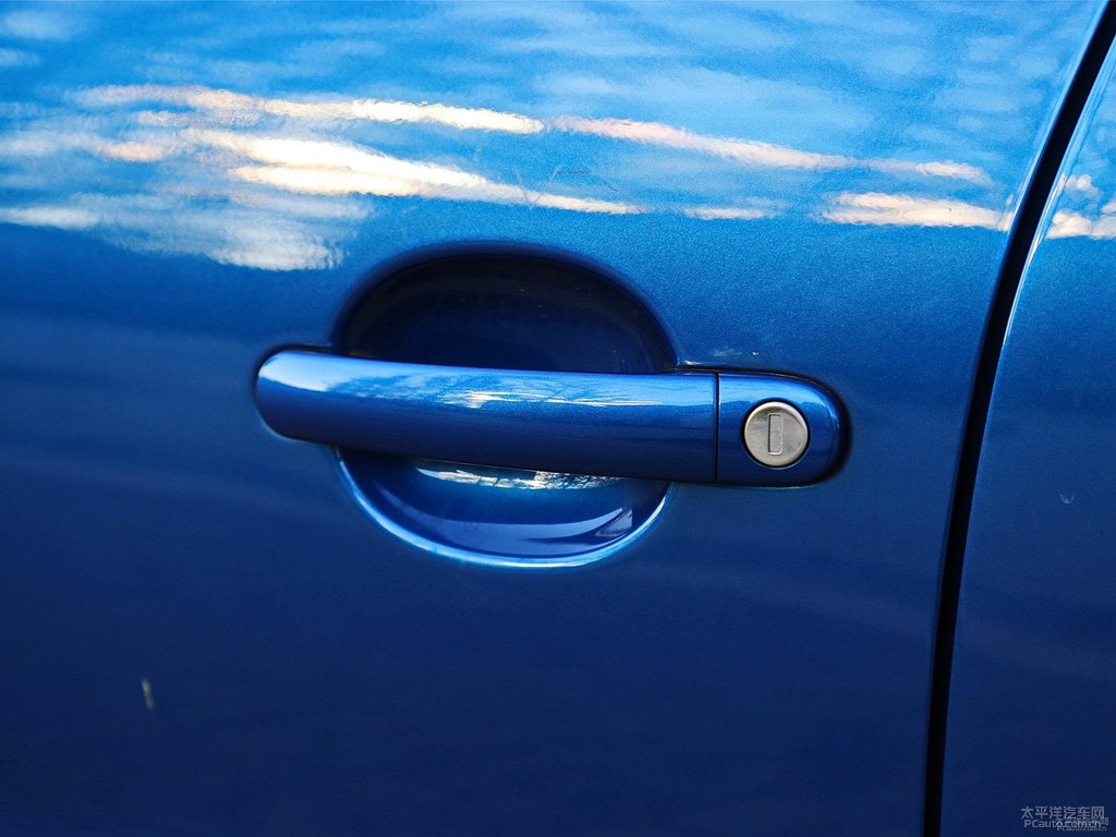 {;^܇^DƬ