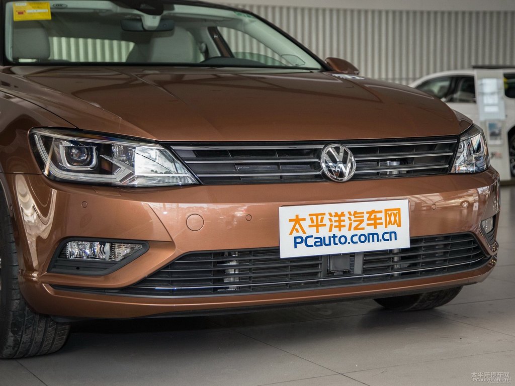炫目金凌渡車頭外觀圖片