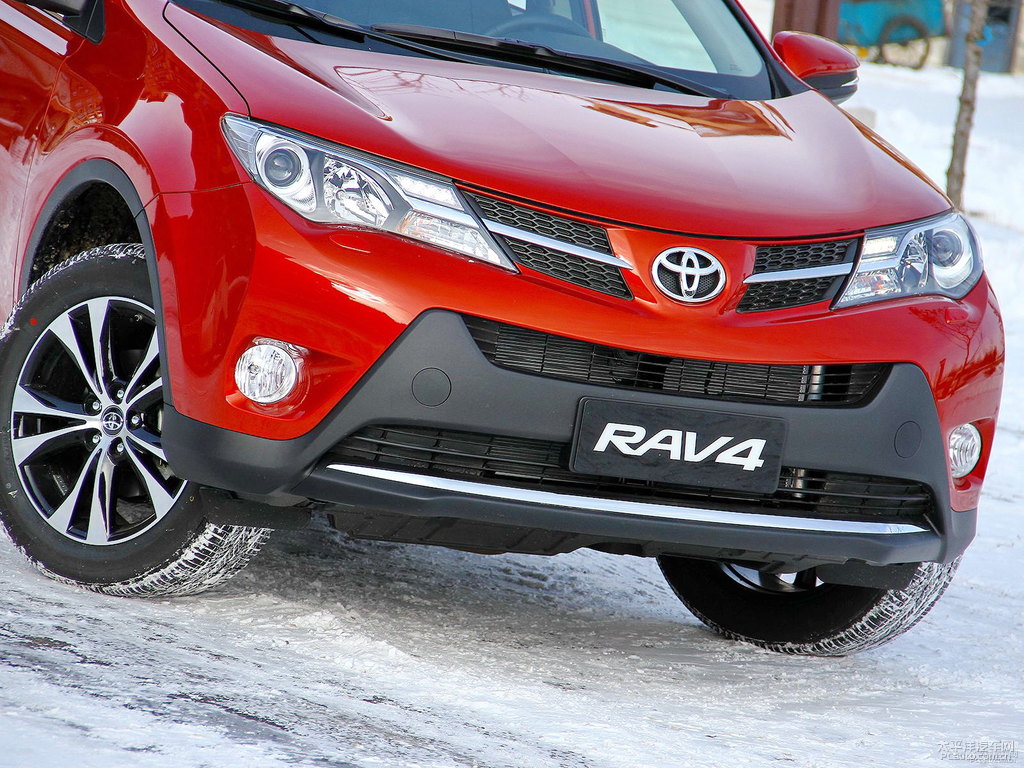 橙色RAV4榮放車頭外觀圖片
