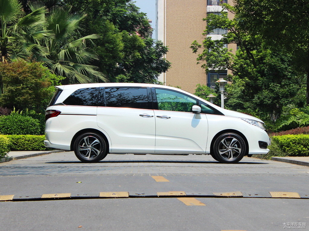 珍珠白奧德賽整車外觀外觀圖片