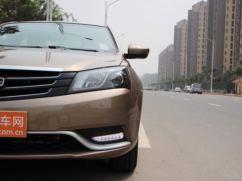 琥珀金新帝豪車(chē)頭外觀圖片