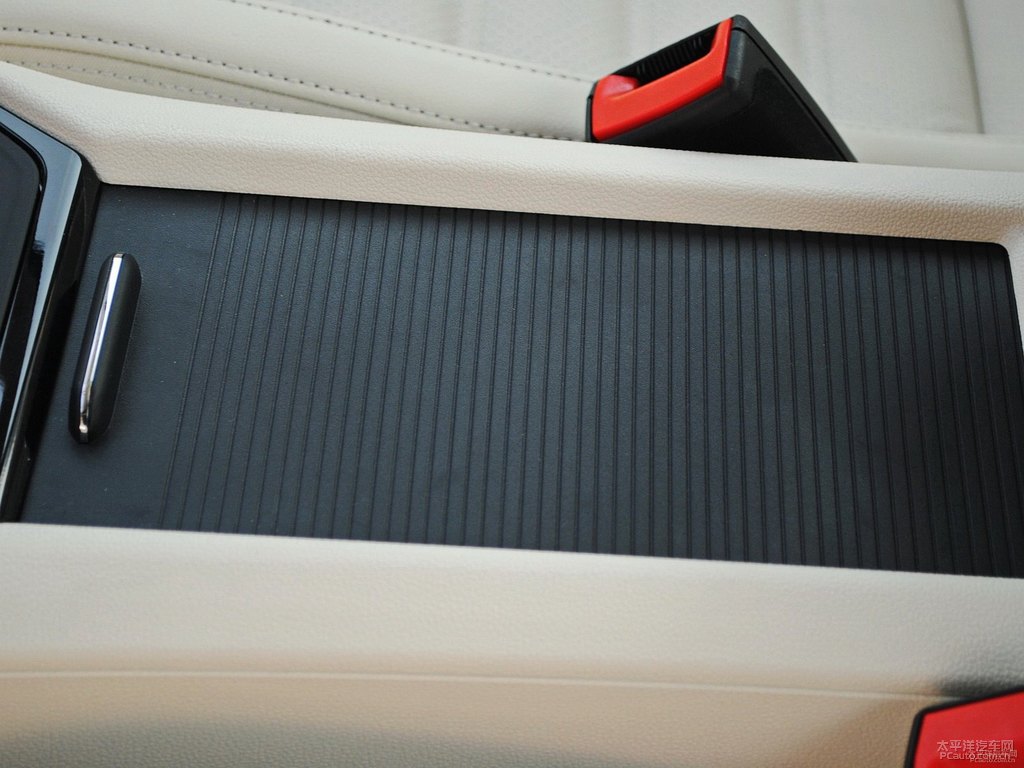 炫目金凌渡儲物空間空間圖片